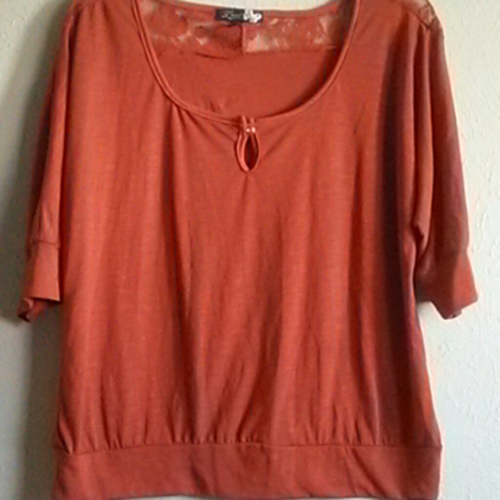 Final Price Lena Petite Top
